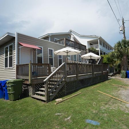 Salty Shack Unit C - Salty Shack - Dog Friendly Home - Across From The Beach - Central Location! Folly Beach Camera foto