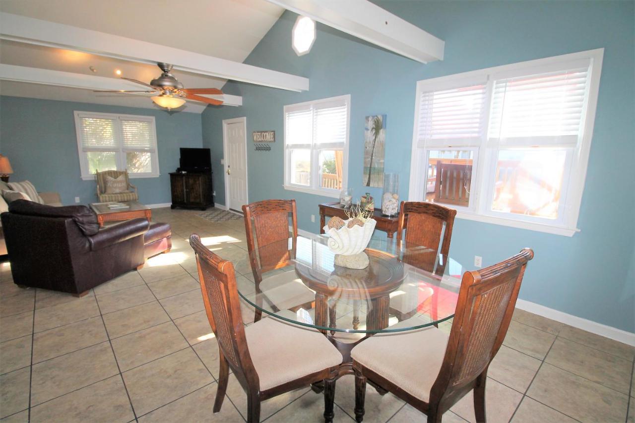 Salty Shack Unit C - Salty Shack - Dog Friendly Home - Across From The Beach - Central Location! Folly Beach Esterno foto